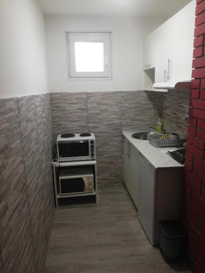 Apartmani Kuljanin 돈지 밀라노바츠 외부 사진