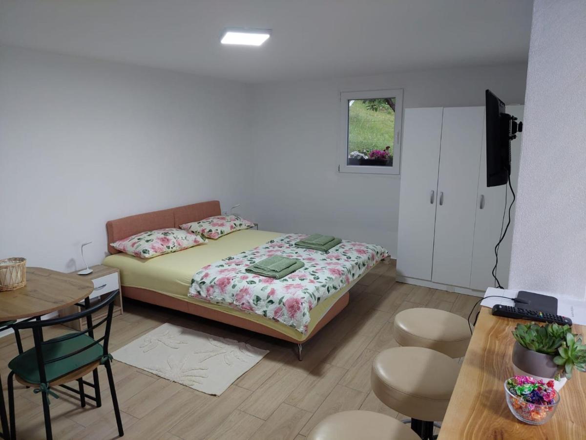 Apartmani Kuljanin 돈지 밀라노바츠 객실 사진